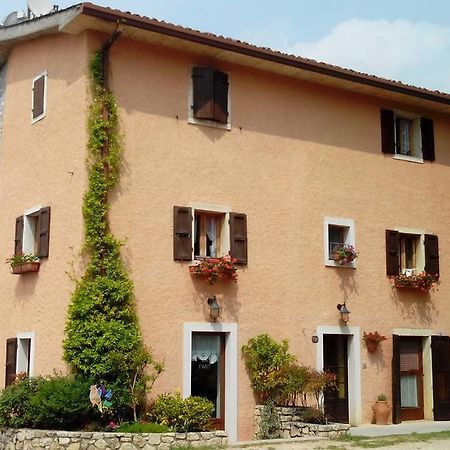 Agriturismo La Part Сан-Дзено-ді-Монтанья Екстер'єр фото